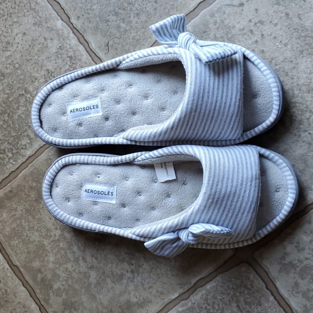 Aerosols slippers